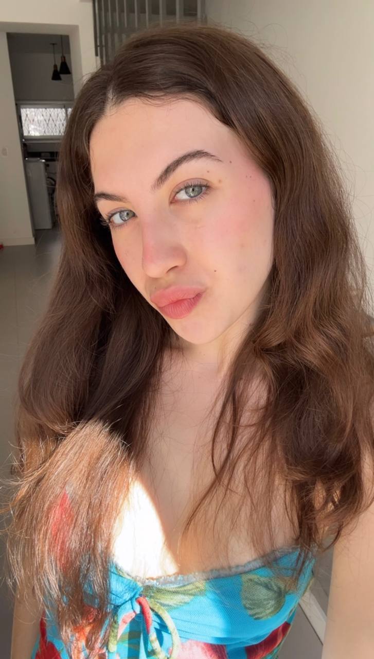 Nude girl Amber in Bikaner