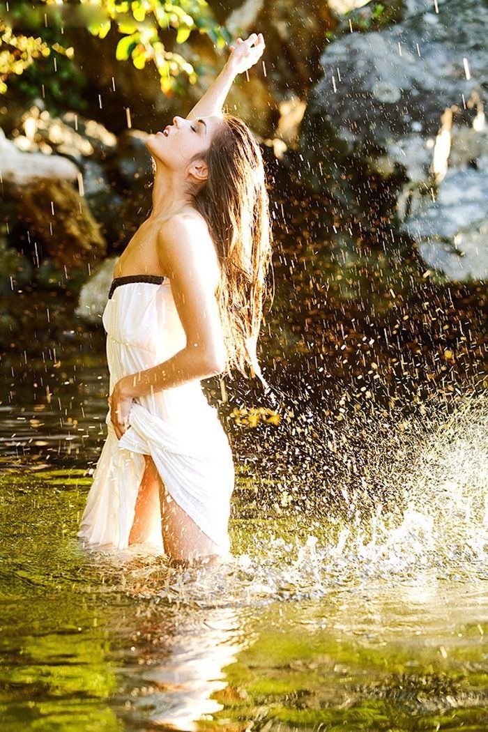 Marie Avgeropoulos in Bikaner