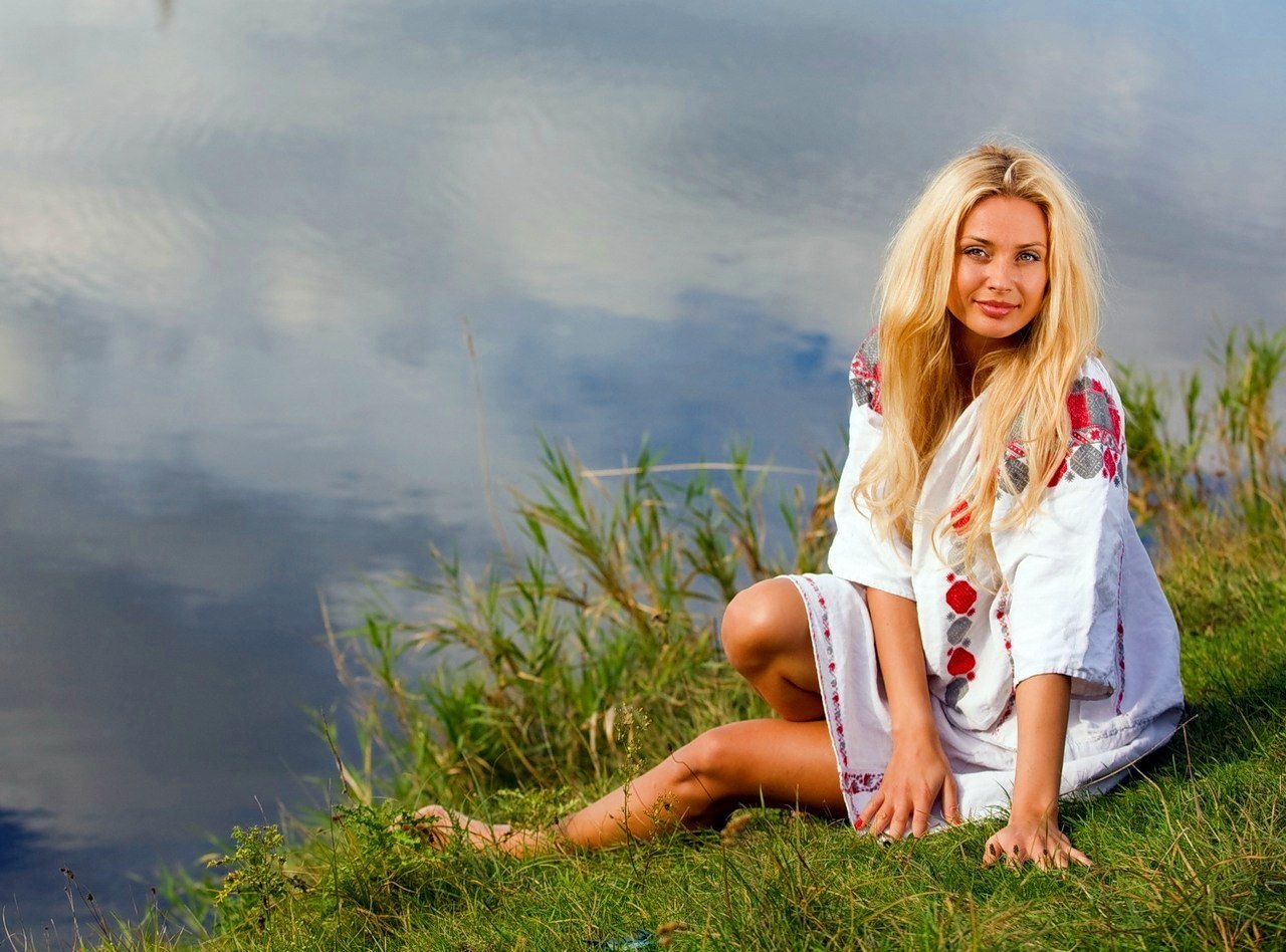 Sexy girl Slavic girls in Bikaner