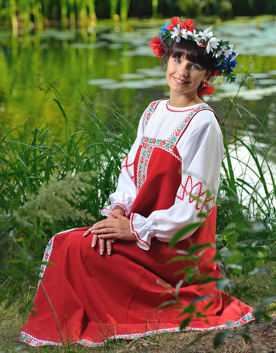Beautiful girl Girls in Slavic costumes in Bikaner